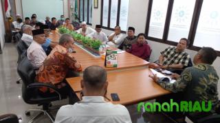 Penyerahan SK Muballigh Muhammadiyah Pekanbaru, Sutarmo tekankan tidak ada lagi Dualisme 